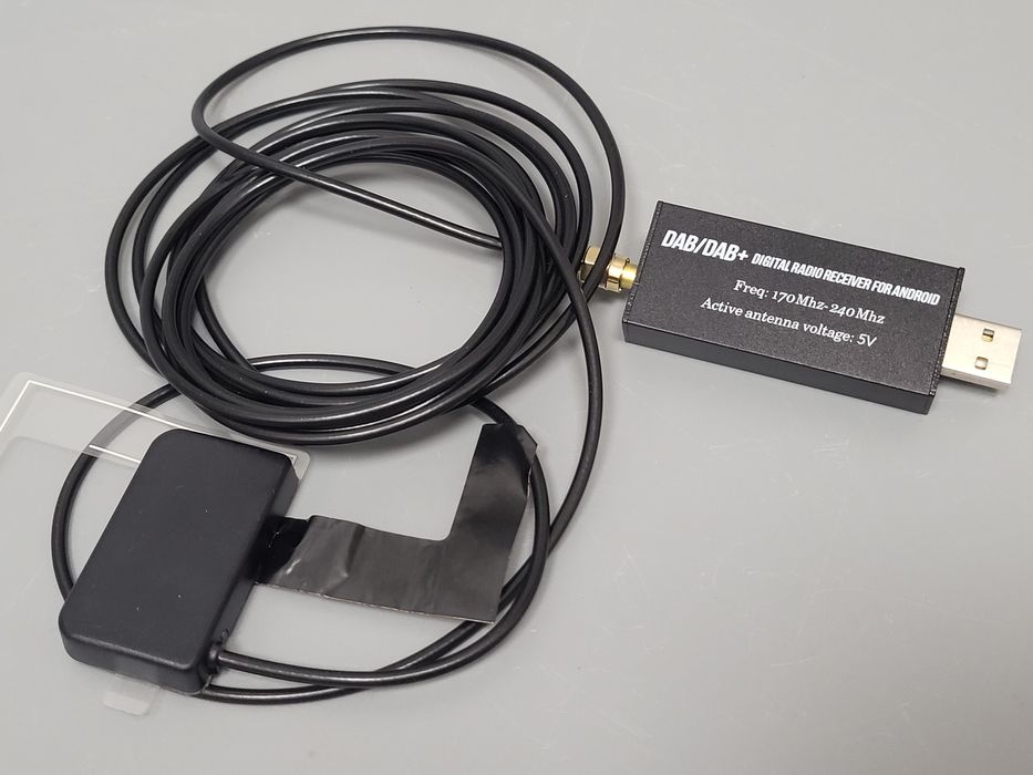 Tuner radiowy DAB/DAB+