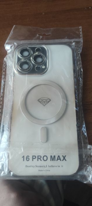 Чехол iPhone айфон 16 про макс