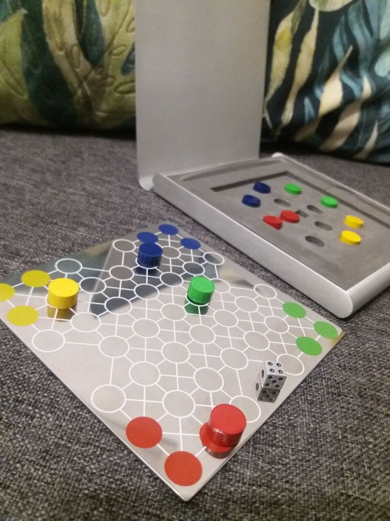 Gra planszowa Chińczyk podróżny edycja limitowana metalowe pudełko