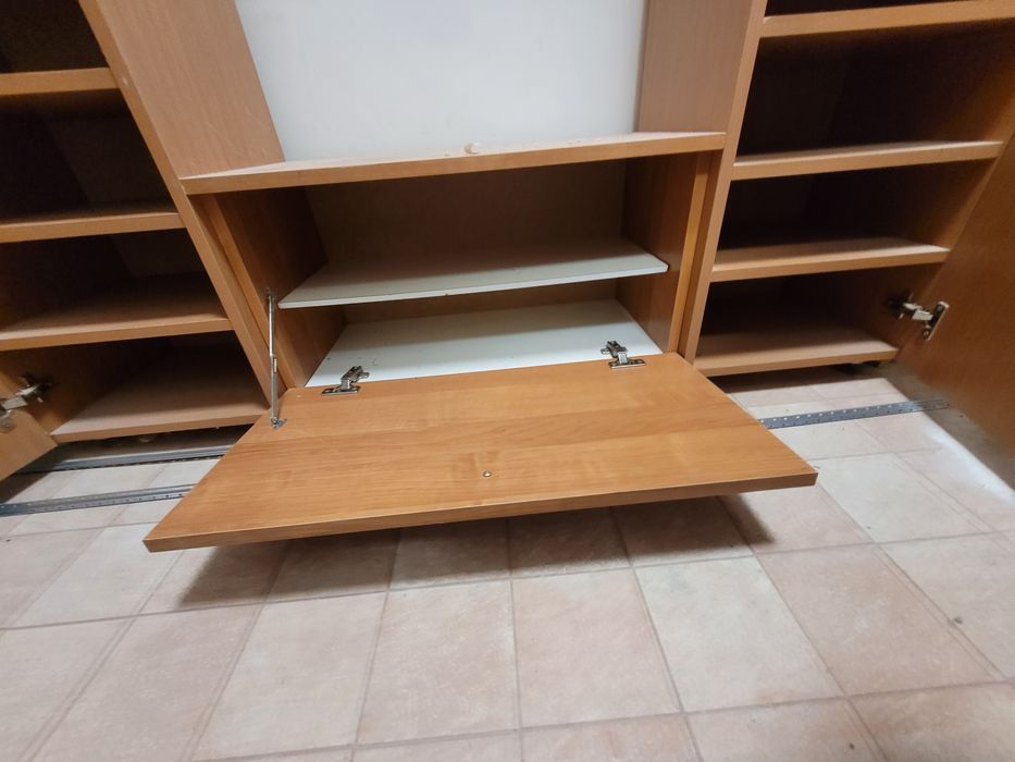 Meble do korytarza przedpokoju szafka na buty, komoda, lustro, wieszak