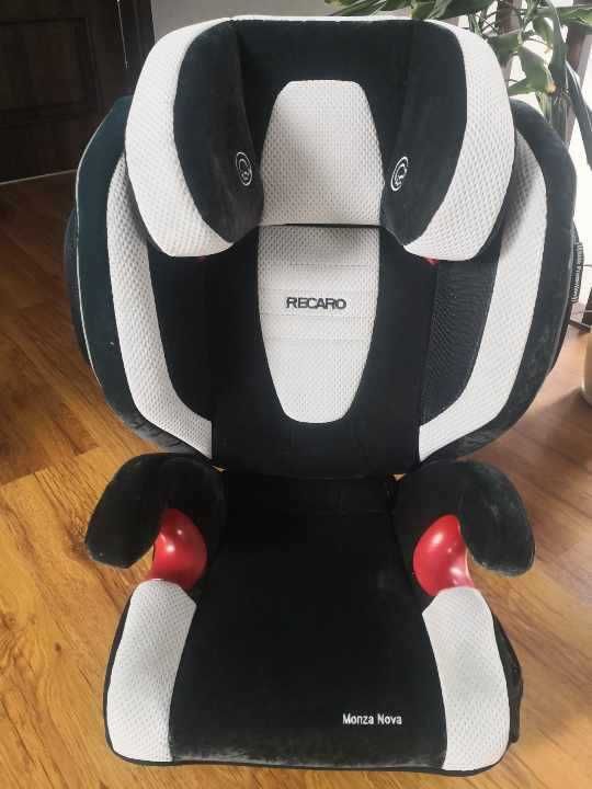 Fotelik samochodowy Recaro Monza Nova 2 15-36 kg