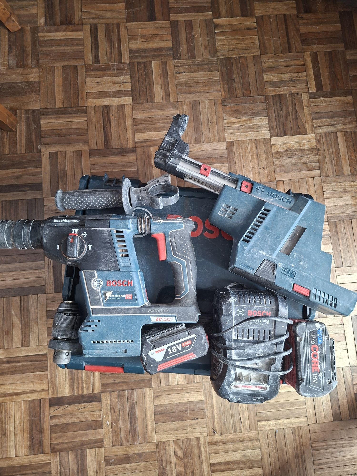 Máquina Furar Bosch GDE 18v-16
