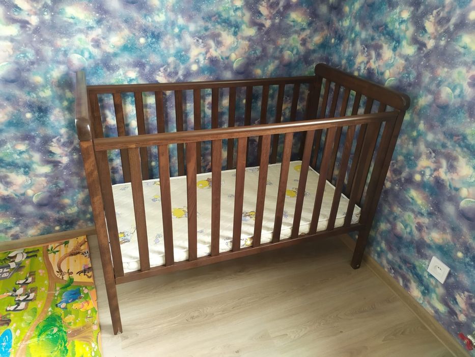 Дитяче ліжко Veres з натурального дерева. Колір горіх