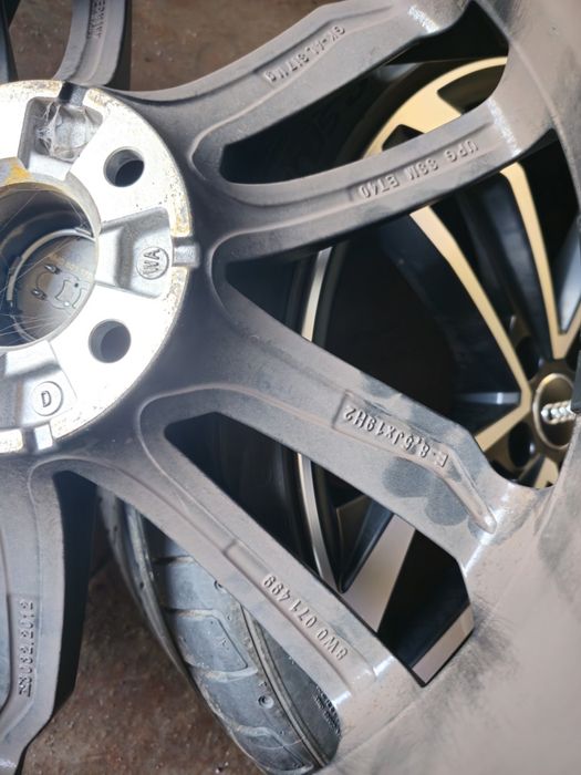 Oryginalne felgi Audi 19cali 8,5j et40 5x112 8W0