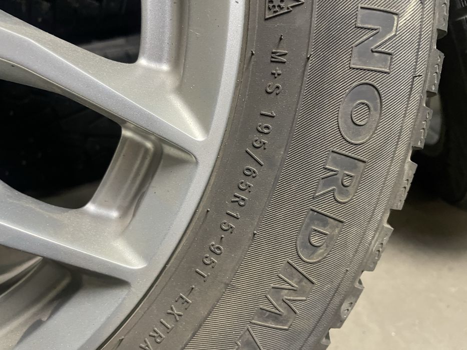 195 65 r15 5x112 Колеса в зборі зимова резина nokian