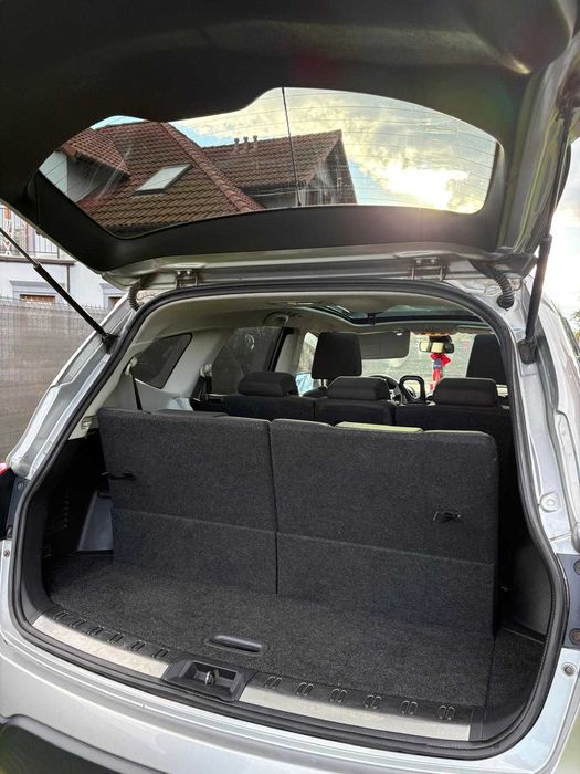 Nissan Qashqai+2