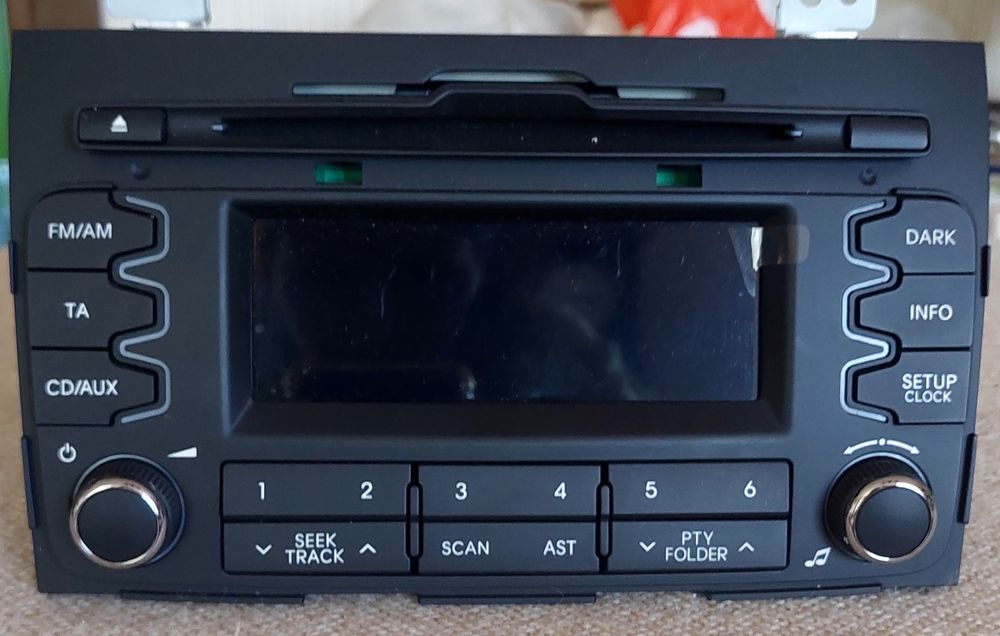 Продам магнітолу HYUNDAI MOBIS