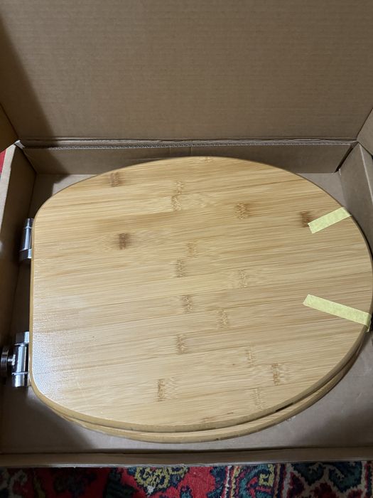 Сидіння для унітазу деревяне