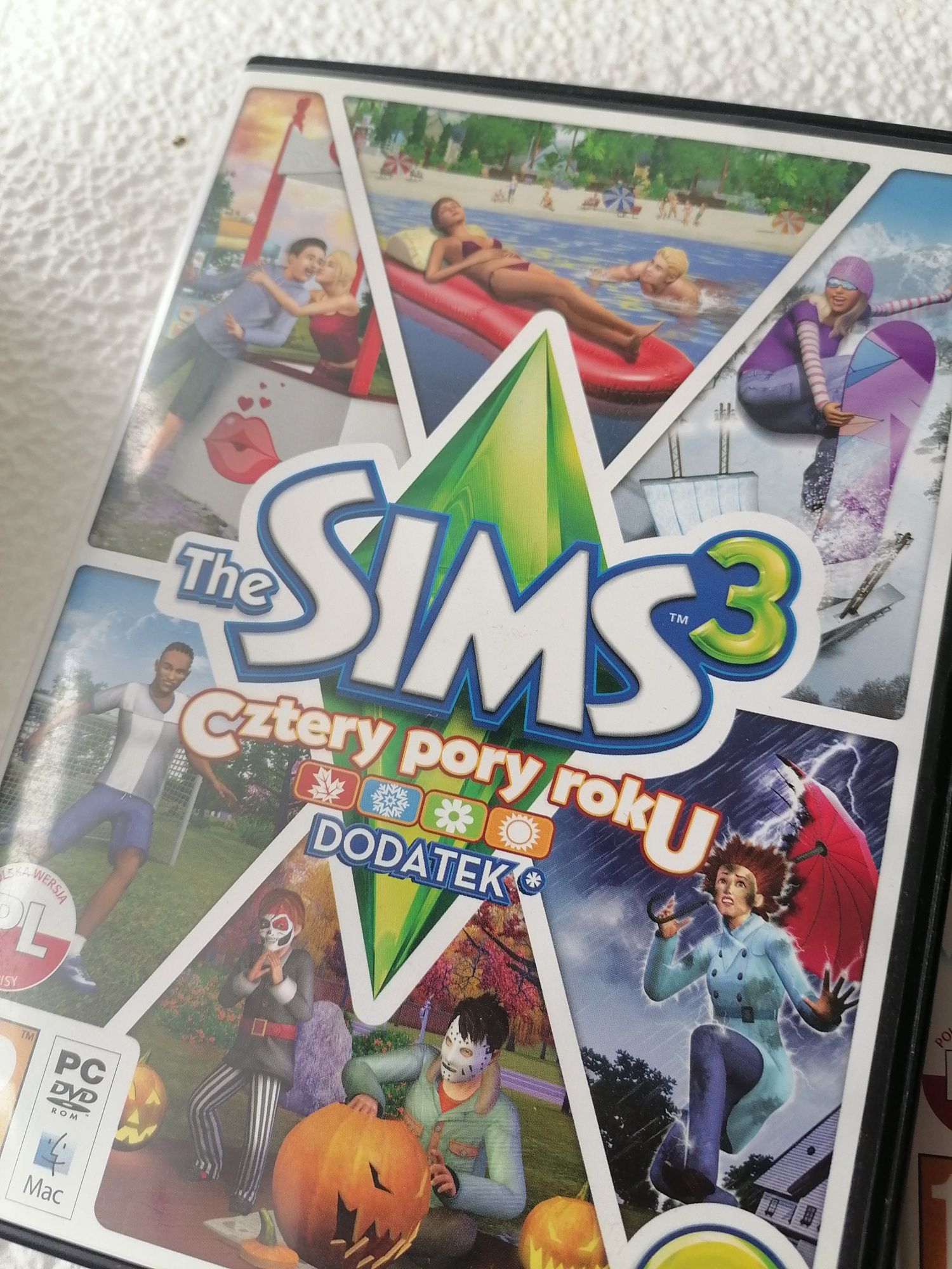 Sprzedam zestaw The Sims 2 i The Sims 3 dodatki gra
