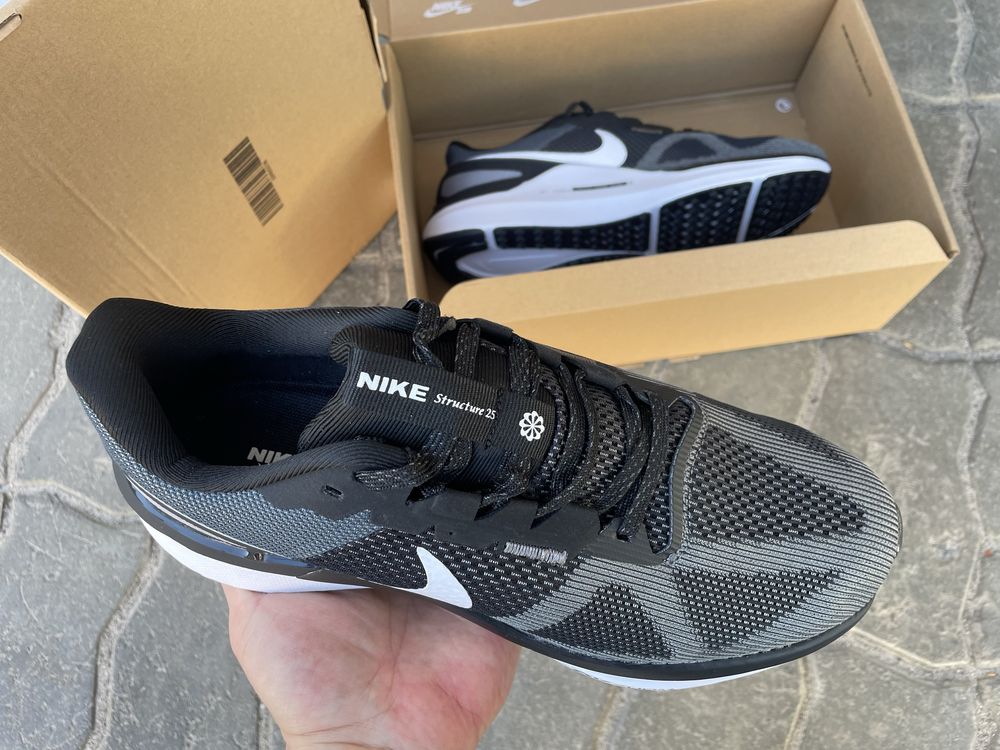 Nike Strukture 25 black/grey DJ7883-002 Winflo, Revolution