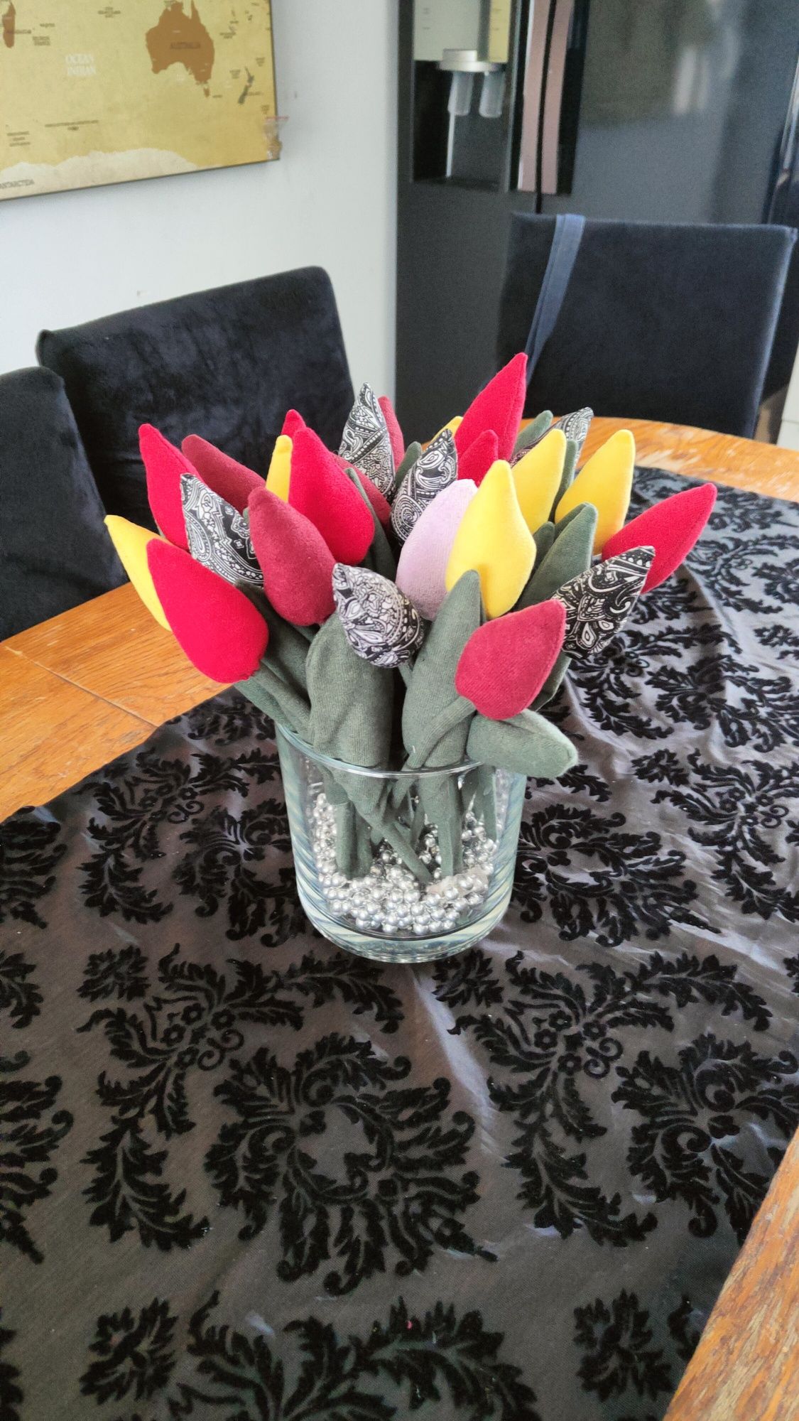 Tulipany z materiału ręcznie szyte