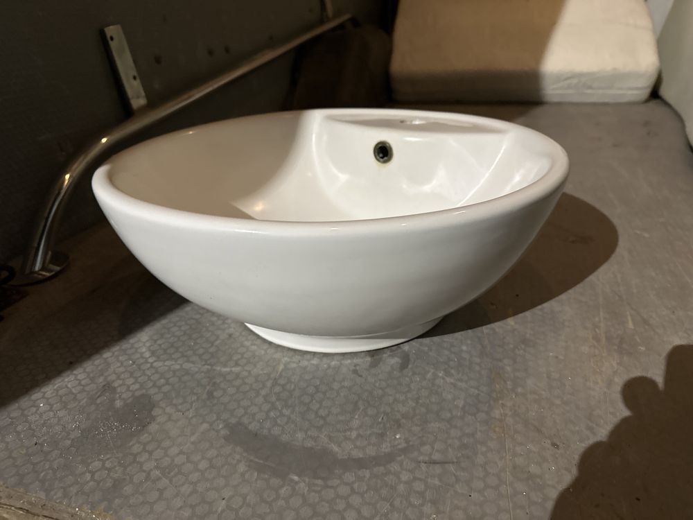 Transport Wniesienie umywalka łazienkowa umywalka cersanit s bdb bidet