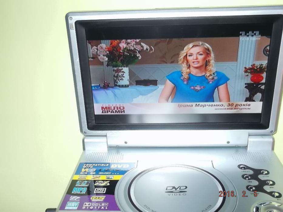 телевизор и DVD Opera 13,5" TFT LCD DVD