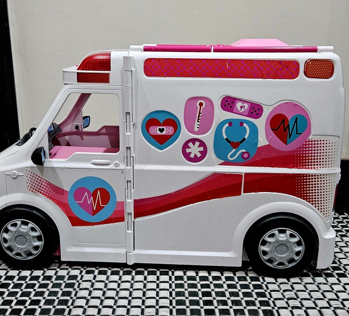 Ambulância da Barbie