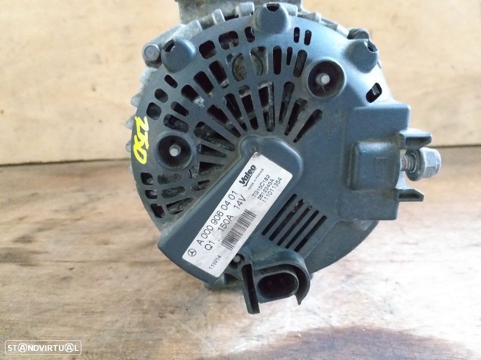 Mercedes c250 cdi / w204 -  /  - alternador - a01