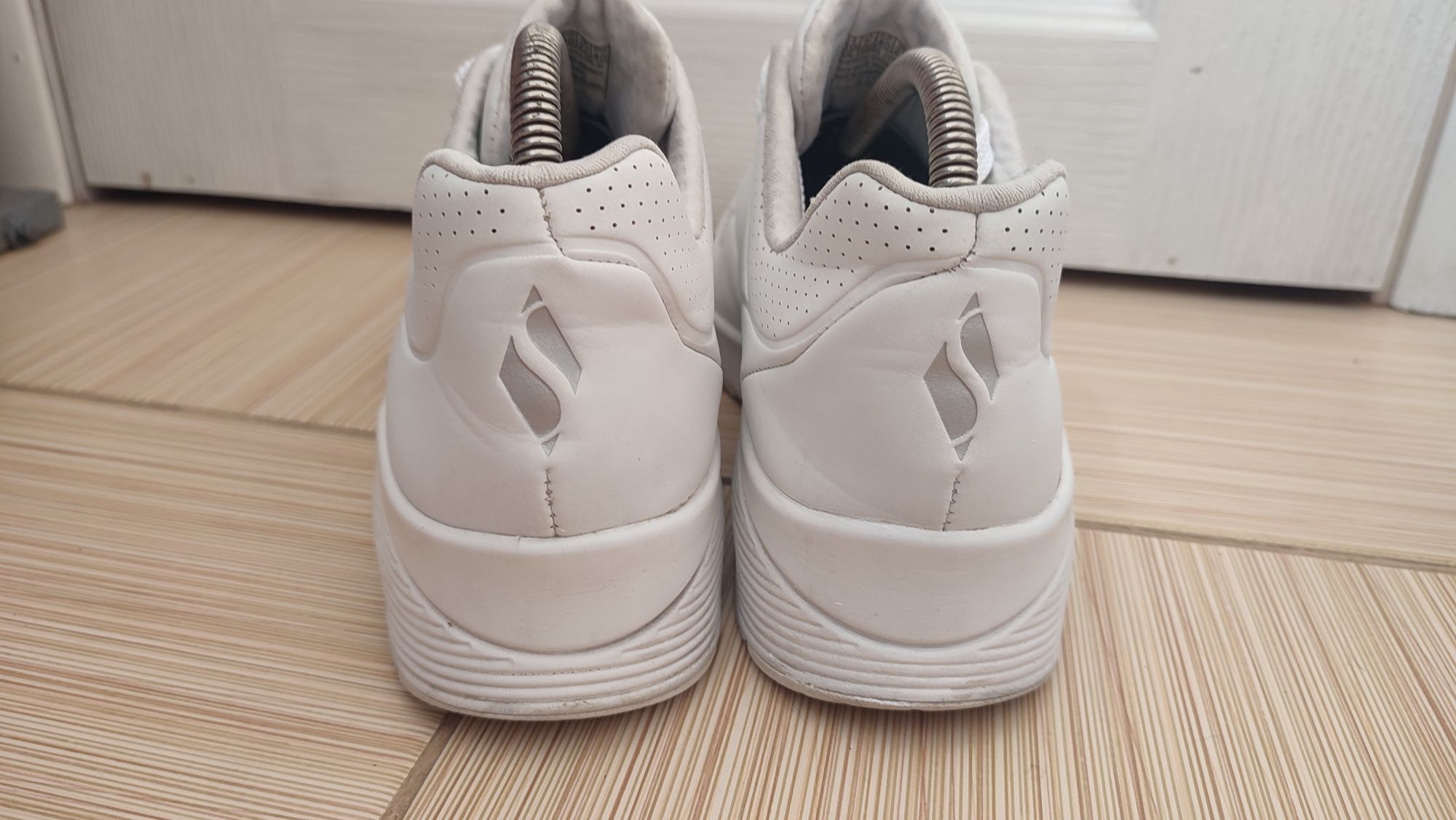 Кросівки SKECHERS LOS ANGELES, 40-42 р., 27 см