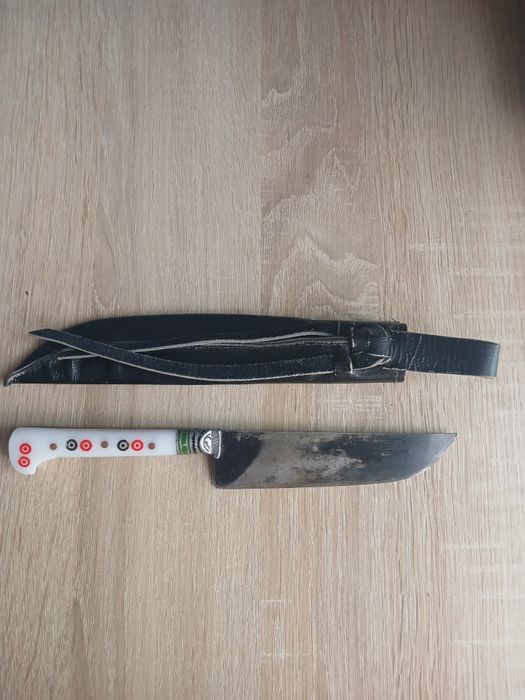 Пчак з натуральным  чехлом