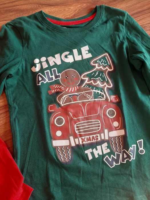 2×Śwìąteczne koszulki 122-128