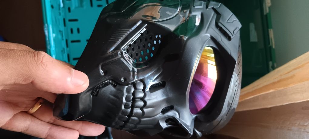 Mascara paint ball