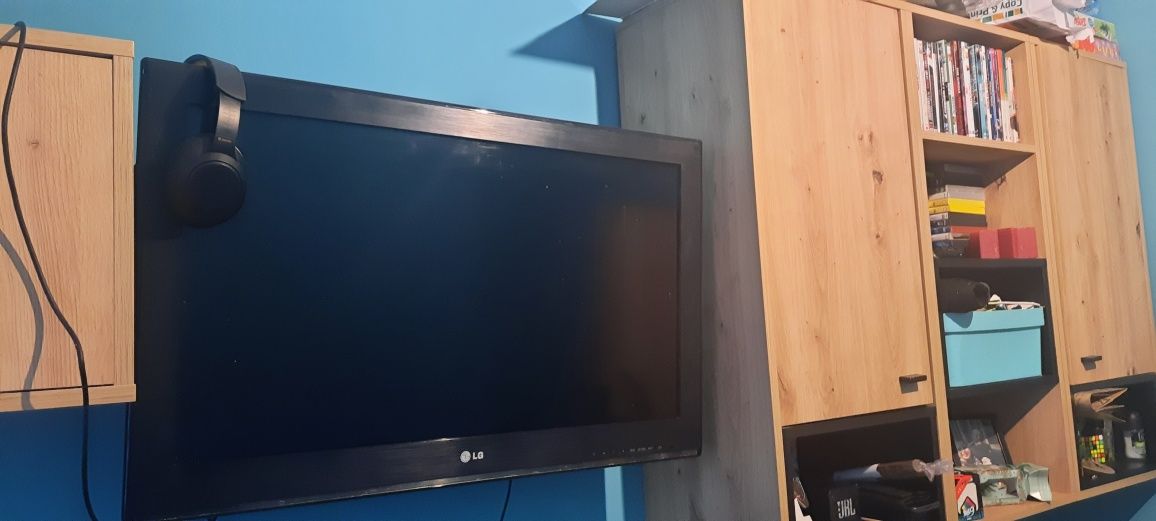 Sprzedam telewizor firmy LG