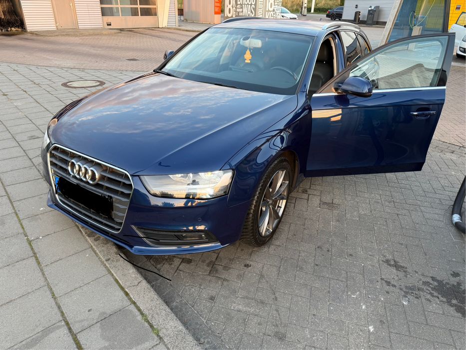 AUDI A4 B8 SPORT TSFI