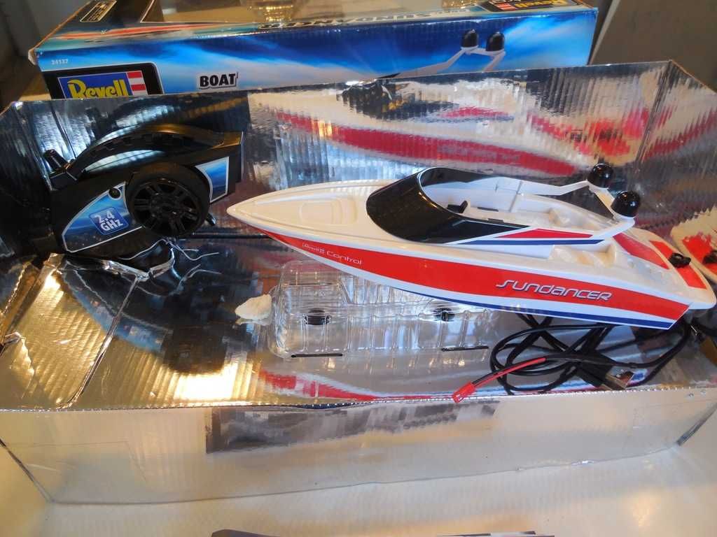 RC Revell SUNDANCER 24137 łódka 2.4GH