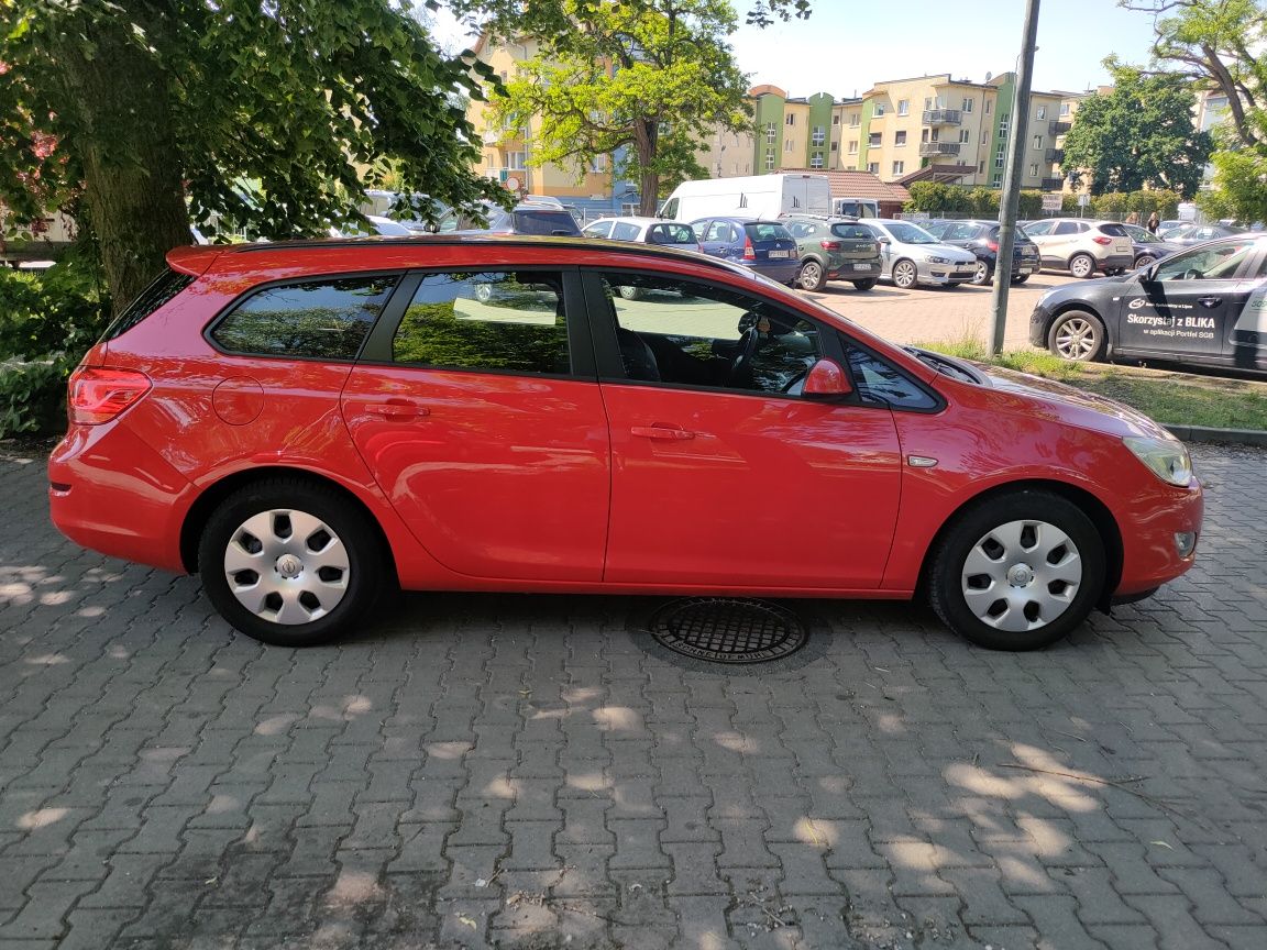 Opel Astra Kombi 1.3 CDTI 90KM ecoFlex 2011r. 186 tys. km .Stan bdb!