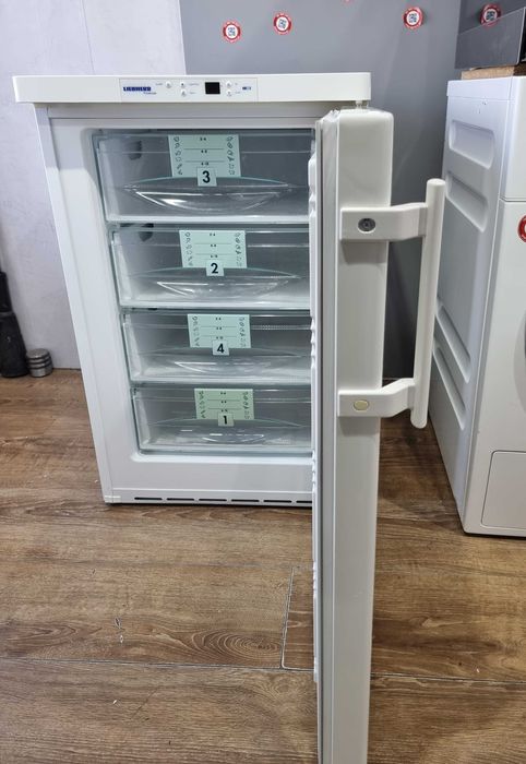 Niska zamrażarka szufladowa Liebherr Premium GP1356, 4 szuflady, 104L.