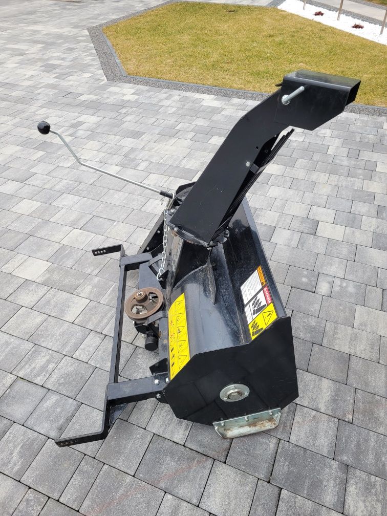 Odśnieżarka wirnikowa  Stiga Park PRO 4wd  i 2wd szczotka walcowa