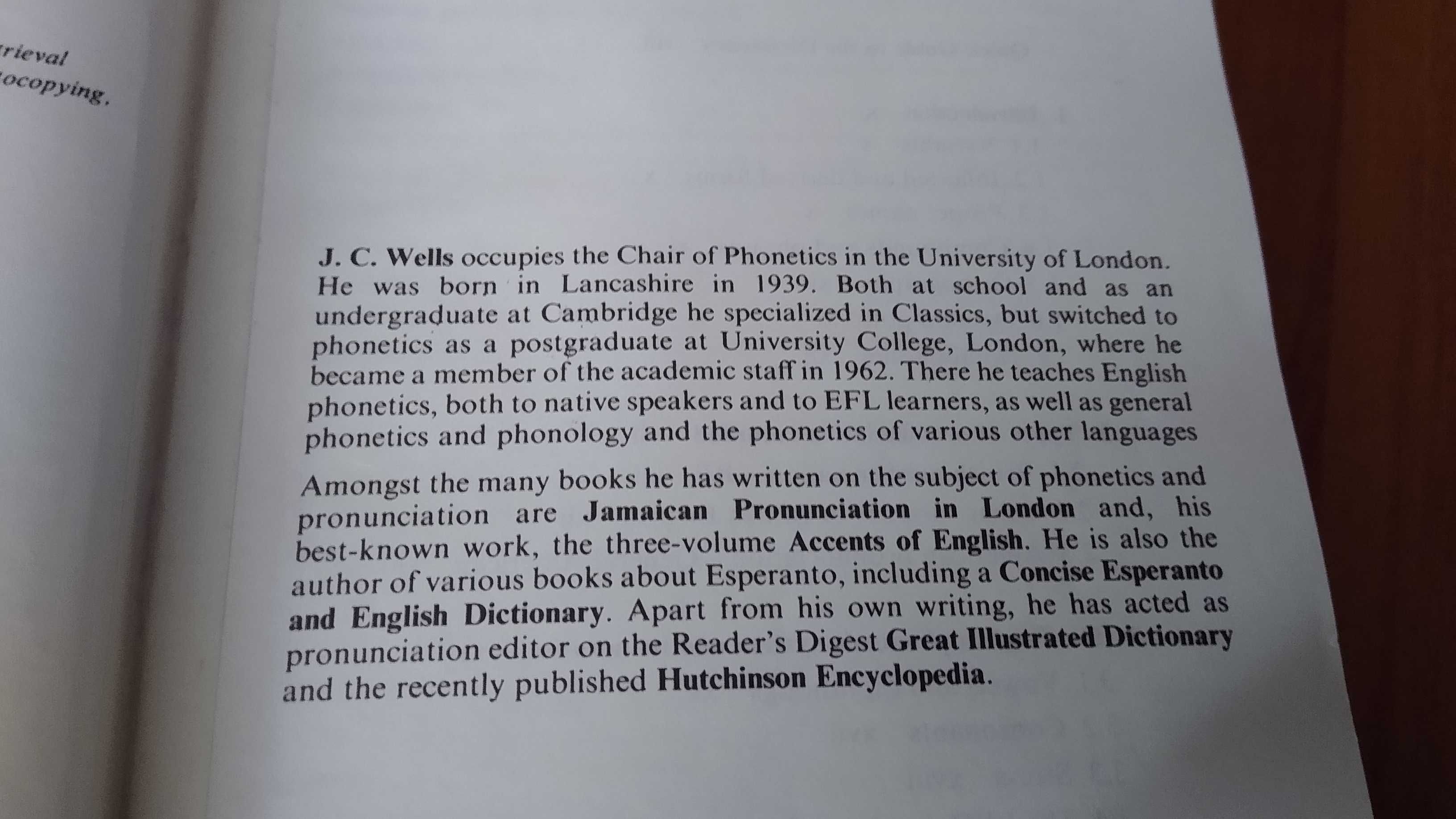 Longman pronunciation dictionary / J. C. Wells