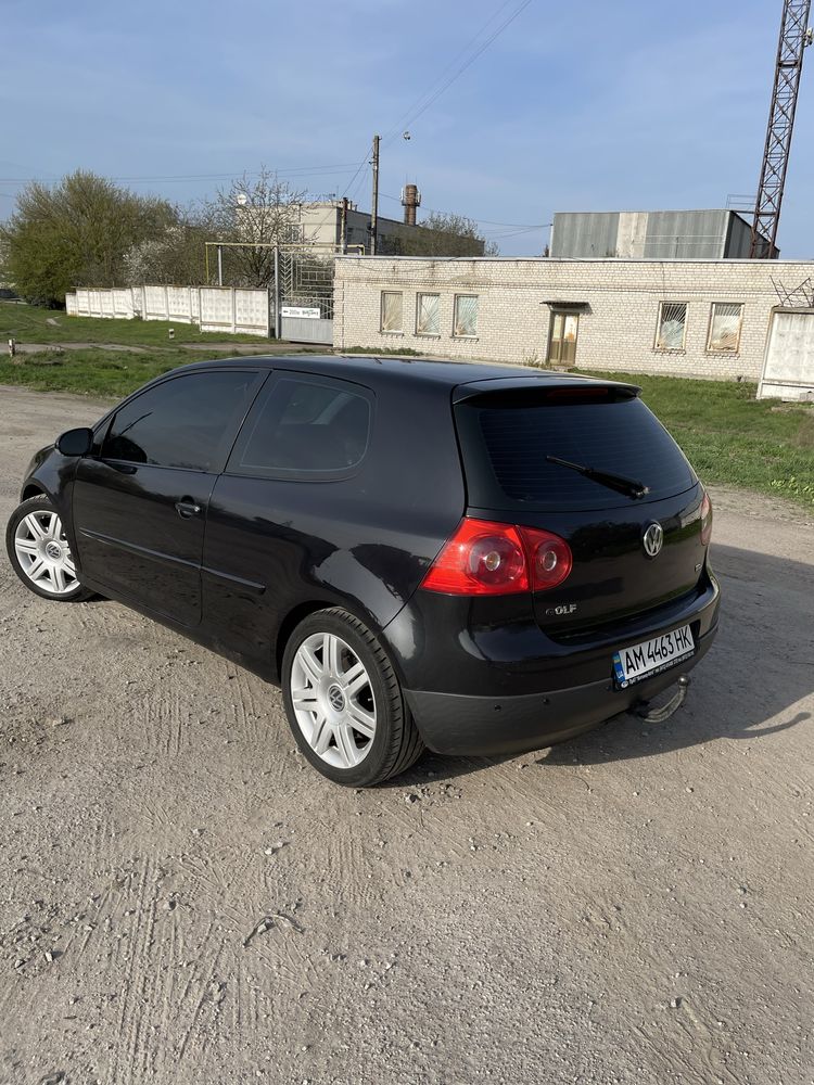 Продам golf 5 2.0 tdi