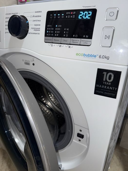 Продам пральну машину Samsung WW60K42101WDUA