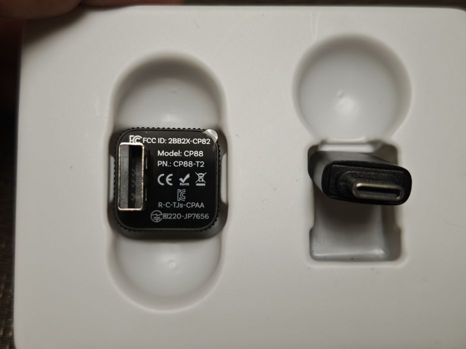 Беспроводной адаптер Otocast Mini Slim для CarPlay / Android Auto