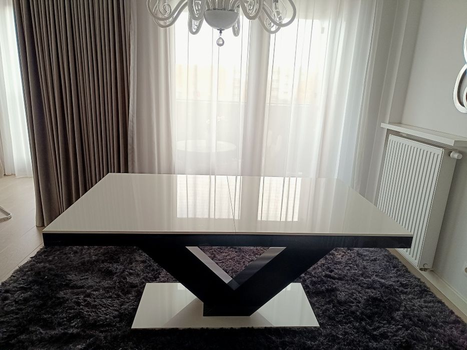 Stół do jadalni rozkładany połysk