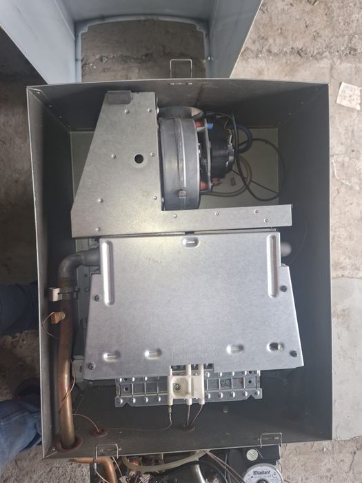 Kocioł piec gazowy Vaillant VU 152/2-5