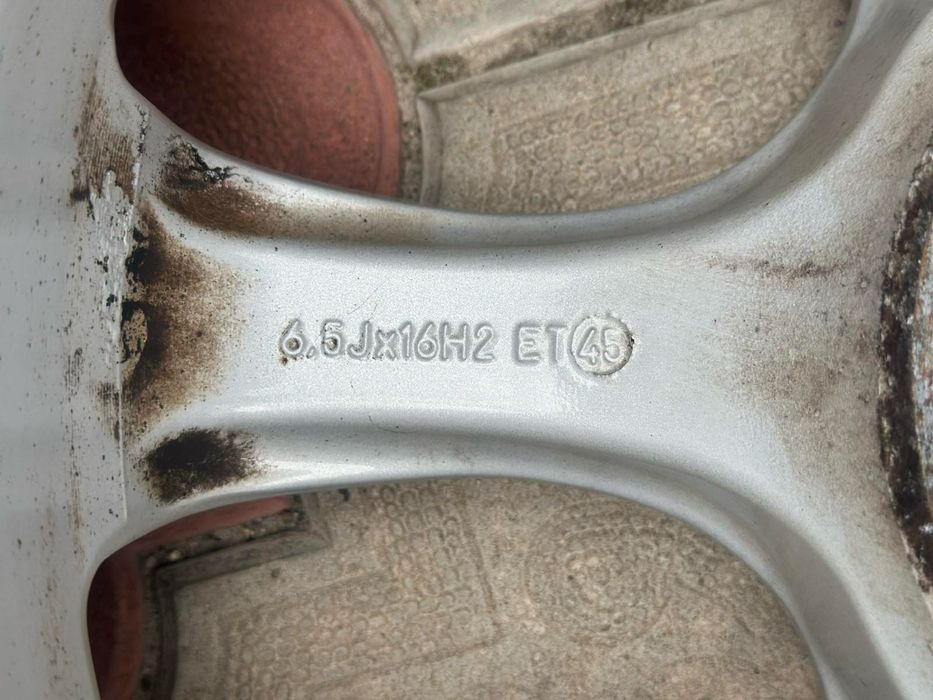 Титанові диски kia 5x114,3 R16