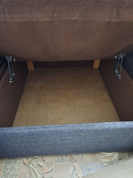 Угловой диван продам