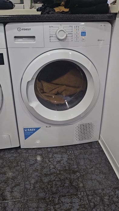 Maquina de secar,Indesit yt-m08-71, 7kg, silenciosa