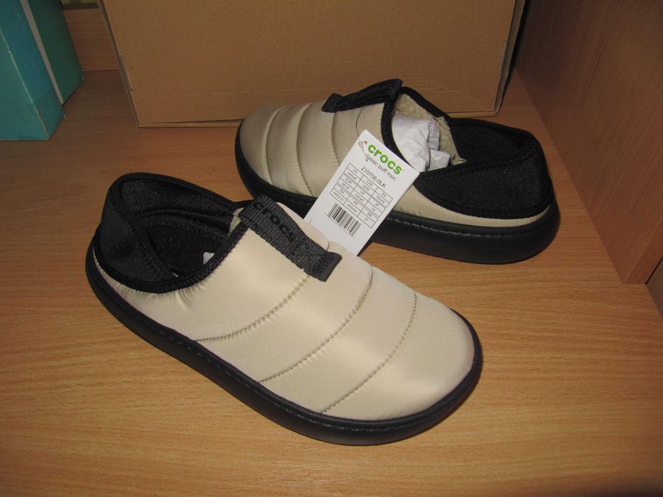 Слипоны тапочки Crocs Classic Puff Moc