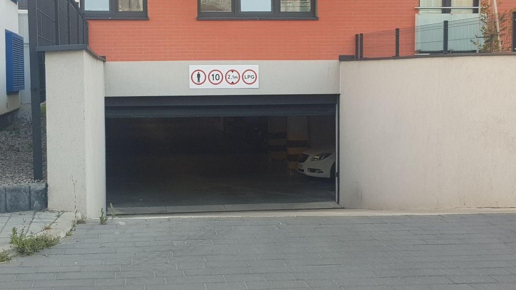 Wynajmę parking ul. ROLNA