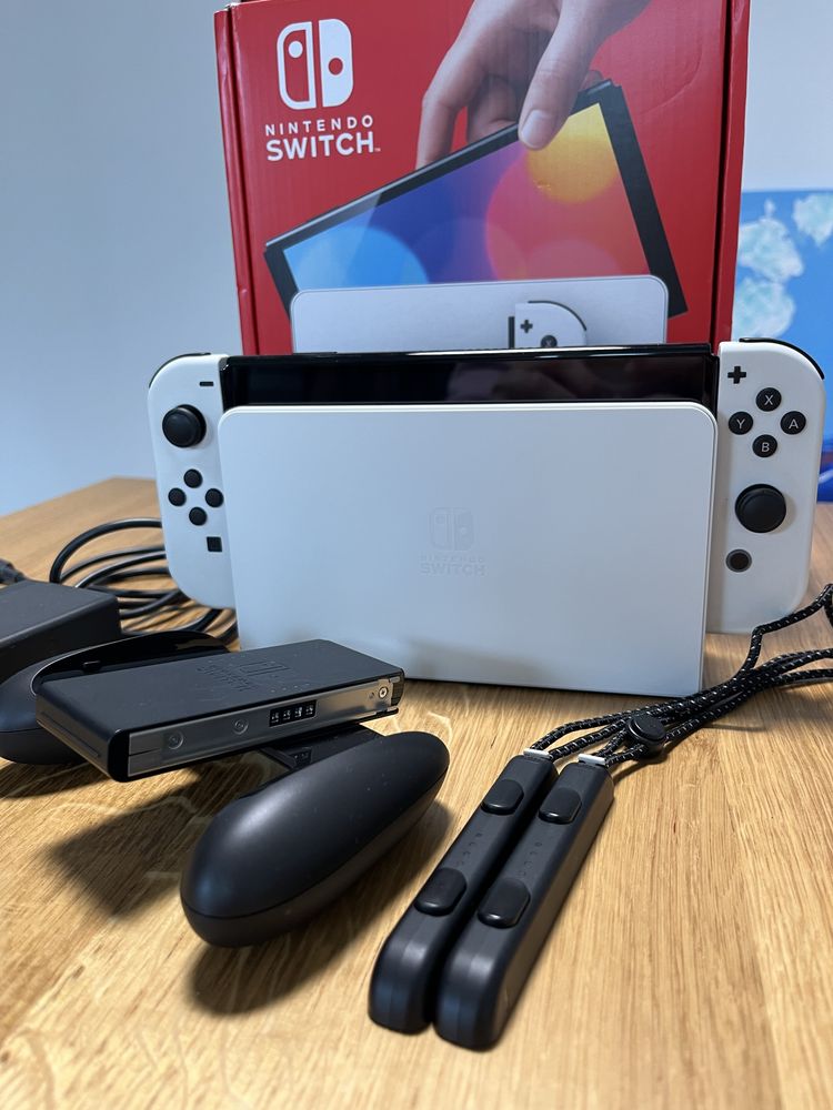 Nintendo Switch OLED - unikalny, kompletny zestaw z grami+akcesoriami