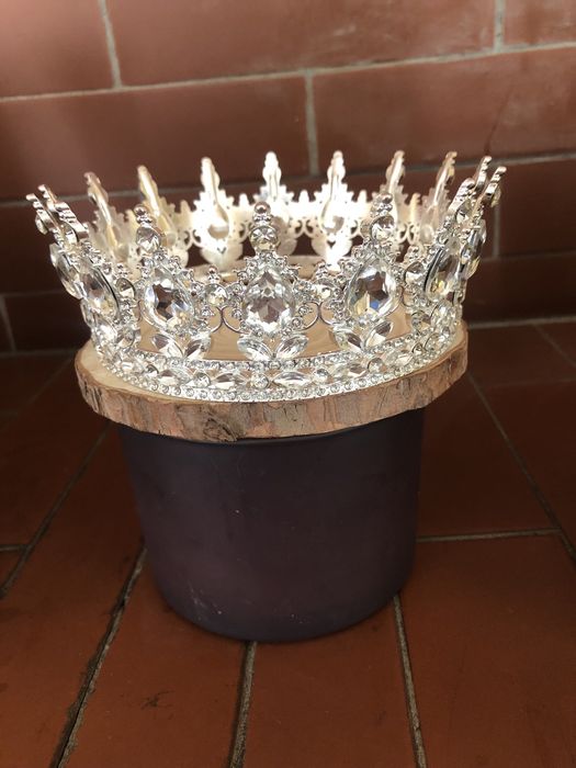 Корона на торт, оренда Коростишів