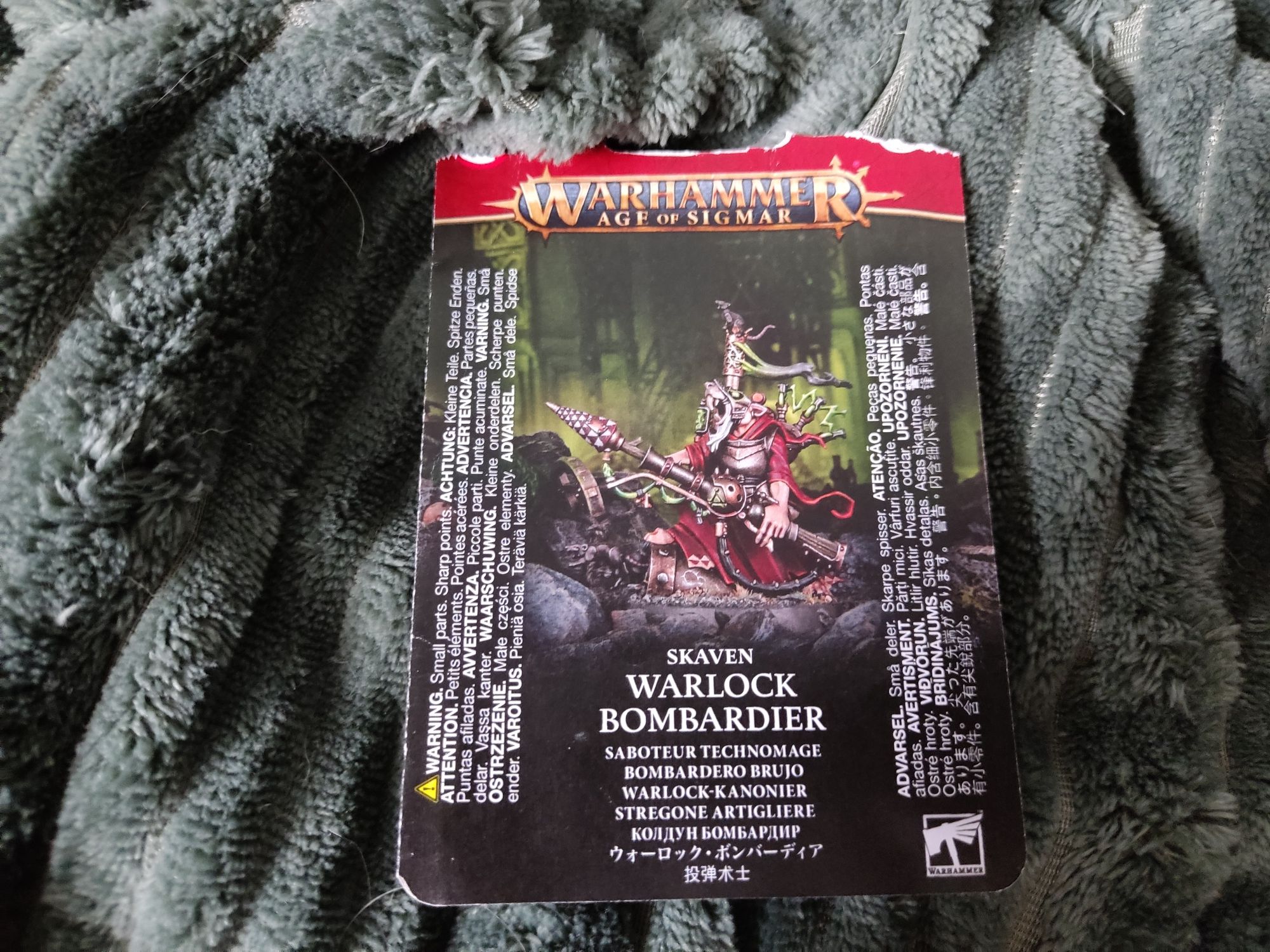 Kompletna figurka Warlock Bombardier do malowania