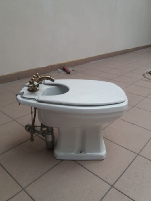 Sprzedam bidet stylowy