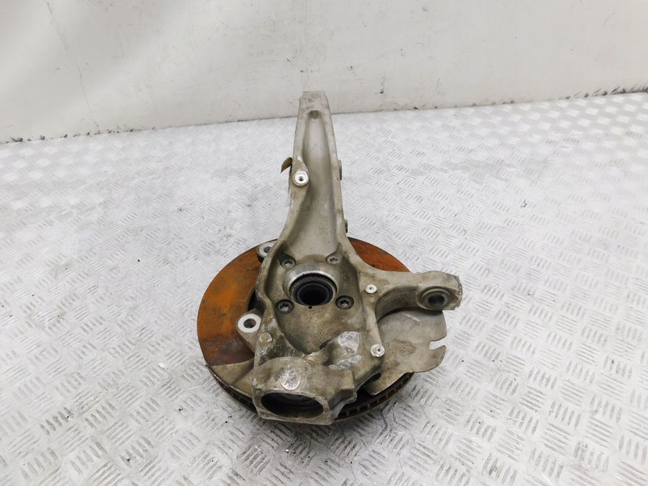 zwrotnica lewa przód - land rover defender ii l663 19- 3.0d