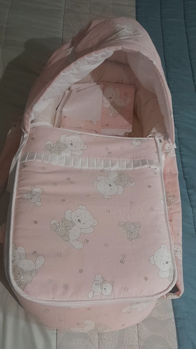 Alcofa/Ninho Bebé Menina