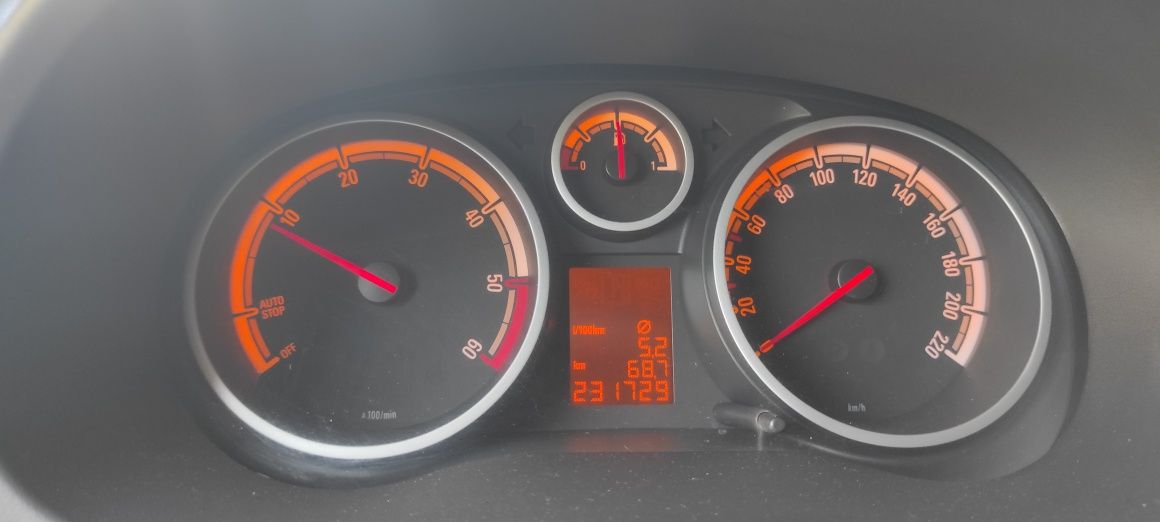 Opel Corsa 1.3 CDTi edição especial GPS