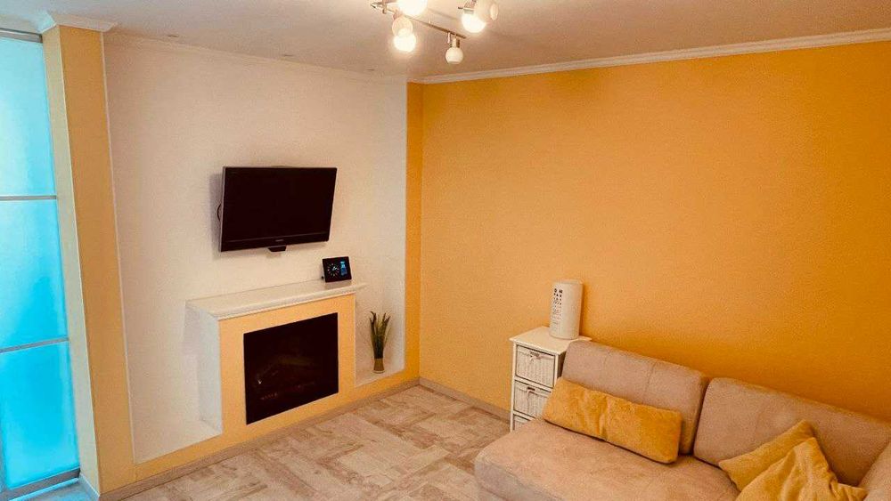 Продам однокімнатну квартиру в буд. 2013 року по вул. Зодчих 50Б