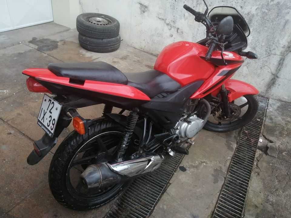 Honda CBF125 Excelente estado 2010/07