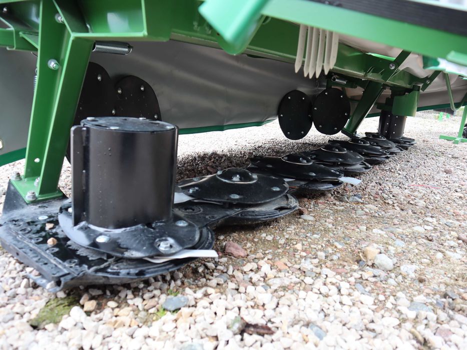 Kosiarka dyskowa PRONAR PDT260 2,6m centralne zawieszenie PDT 300 3m